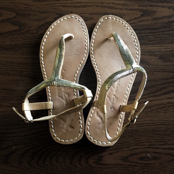 American Eagle Flip Flops