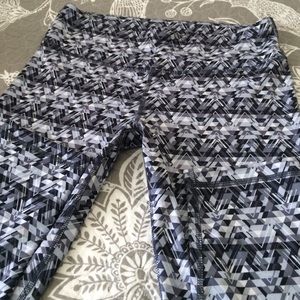 Capri length exercise legging