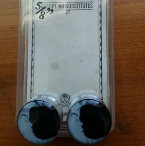 5/8 Hollow Moon Plugs