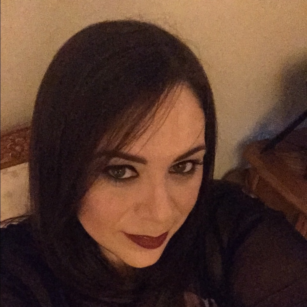 Meet your Posher, Justina