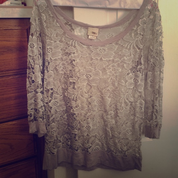 Small Daytrip top