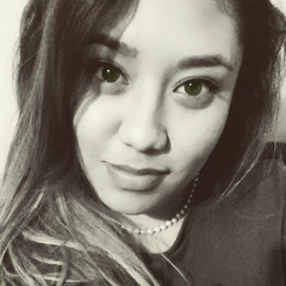 Meet your Posher, Leilany - Picture 1 of 1