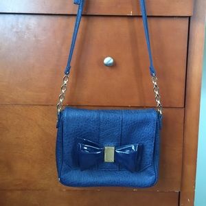 💕💕Cute bow crossbody handbag!💕💕