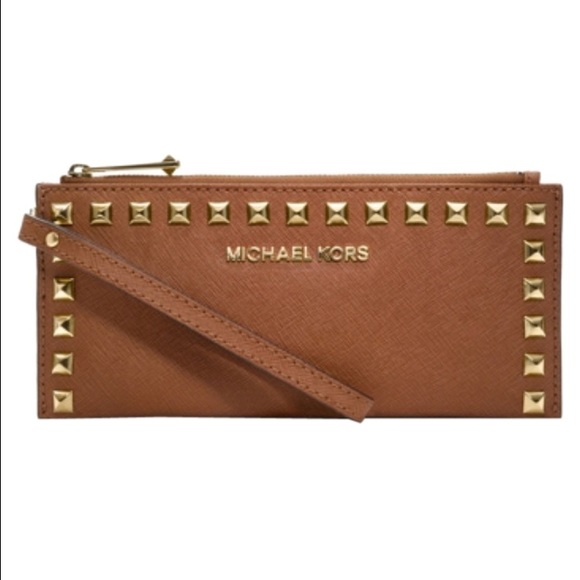 NWOT Michael Kors Selma Studded wallet/clutch