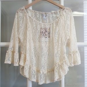 NWT Boho lace ruffle peasant top