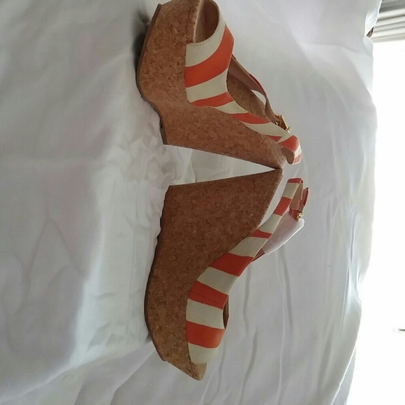 Jessica Simpson Platform Wedge Shoes size 6.5 NWOB