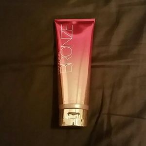 Victoria's Secret Instant Bronzing Tinted Lotion