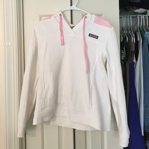 Vineyard vines sweatshirt