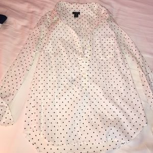 White and navy pok a dot buttoned up shirt