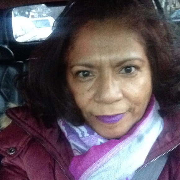 Meet your Posher, Carmen
