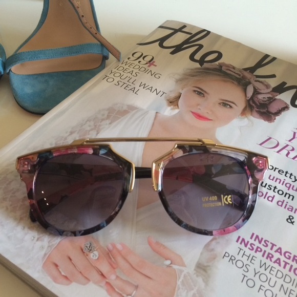 Floral shades - Picture 2 of 2