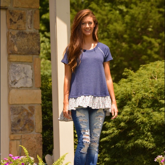 Boutique Blue Laguna Floral Short Sleeve Knit Top - Picture 4 of 4