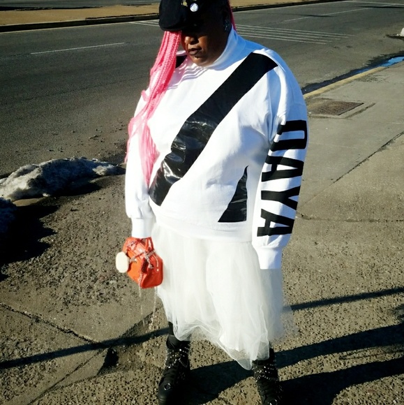 Meet your Posher, Eva - Picture 6 of 15