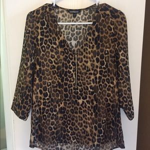 Express print blouse