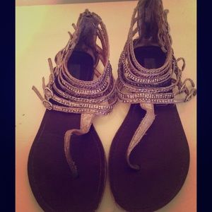 Steve Madden 8.5 rough gladiator sandals