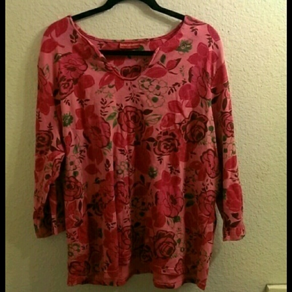 Cute long sleeve floral shirt