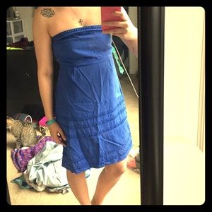 Blue strapless dress