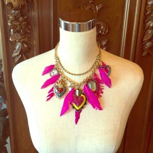 Viva la Betsey feathered necklace