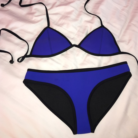 Traingl bikini