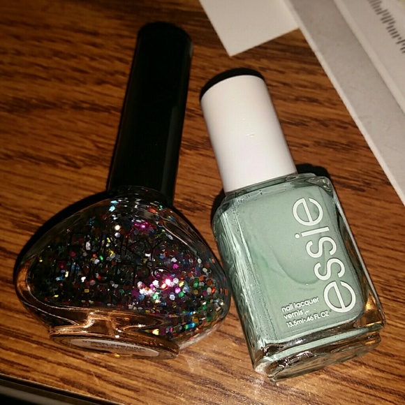 Nail Polish -NEW