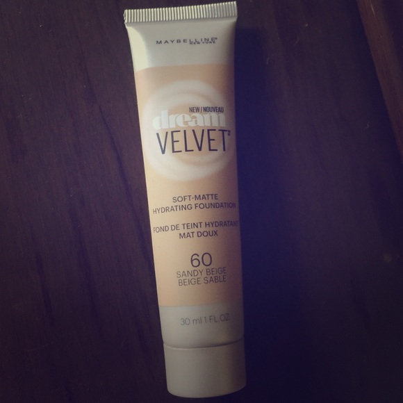 Maybelline Dream Velvet Foundation
