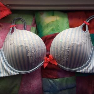 Victoria's Secret Push Up Bra
