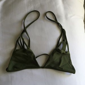 Acacia 2015 Santorini Top- Palm (small)