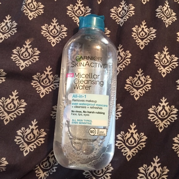 Garnier SkinActive Micellar Cleansing Water