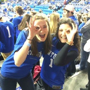 Meet your Posher, Cara