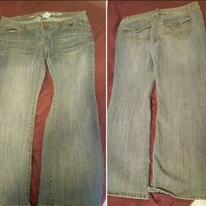 Canyon River Blues Jeans