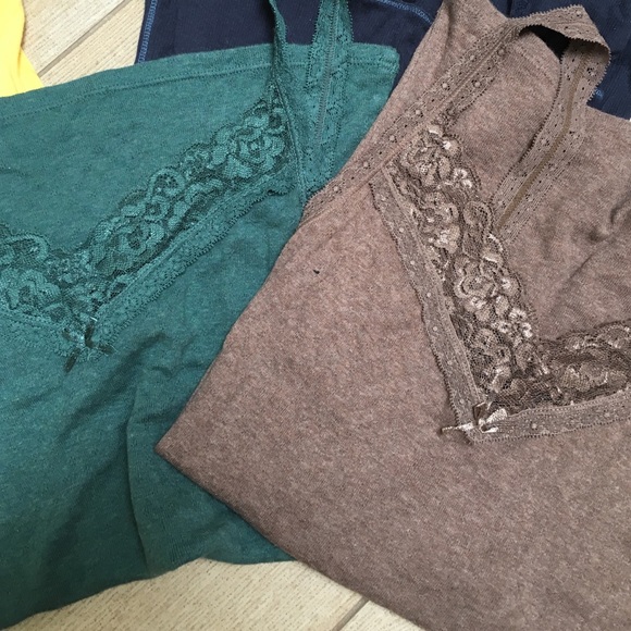 4 Lace Tanks - Picture 2 of 4