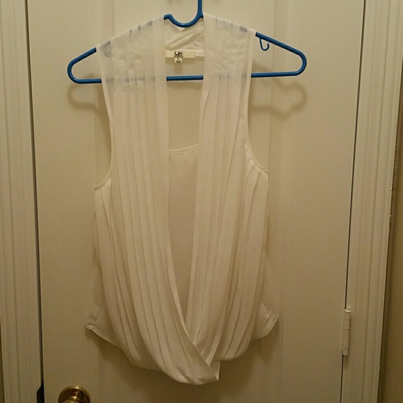 Pleated front top - Picture 1 of 1