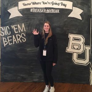 Meet your Posher, Sara