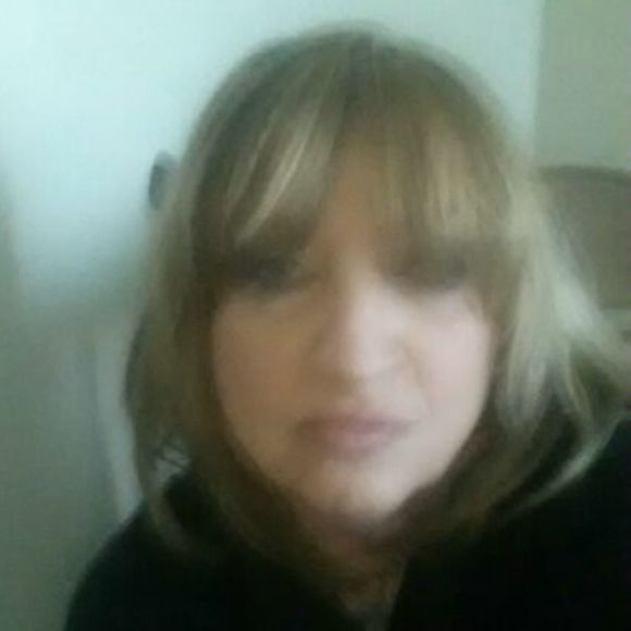 Meet your Posher, Pamela