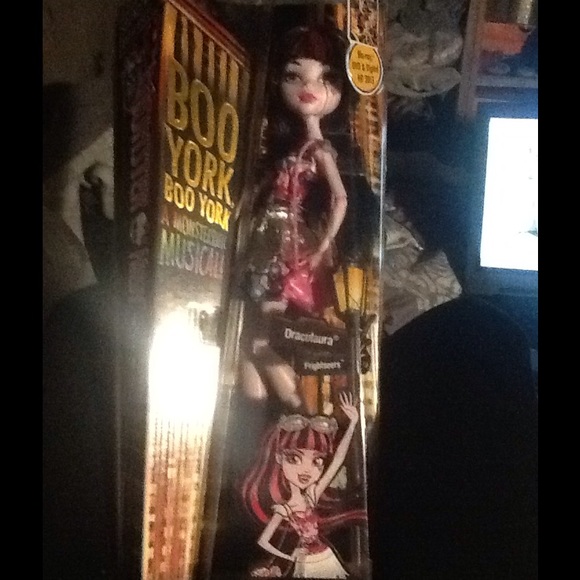Boo York Draculara Doll