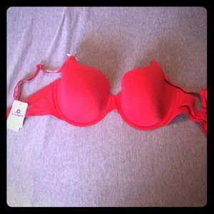 Red Bra, 36DD