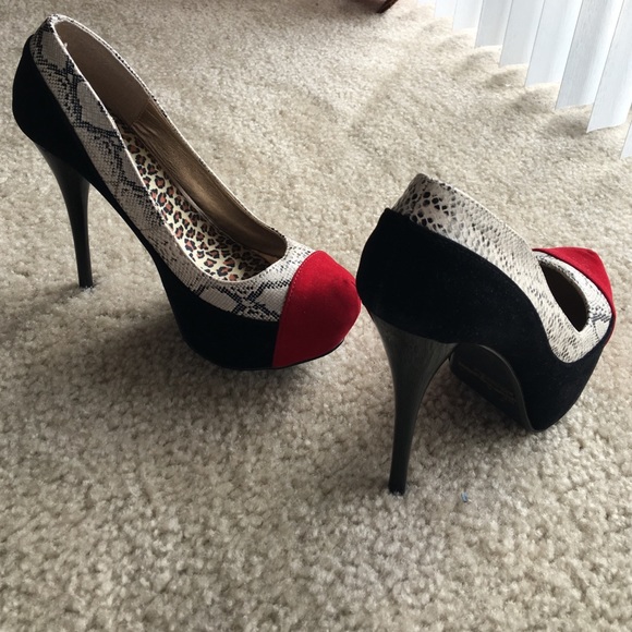 Pretty heels