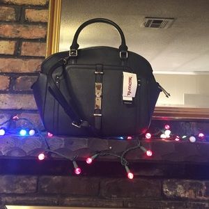Black Nine West Purse (NEVER BEEN USED!)