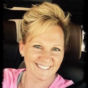 Meet your Posher, Monica