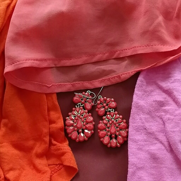 Coral Beaded Statement Earrings - Picture 4 of 4