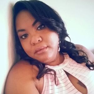 Meet your Posher, Angelina