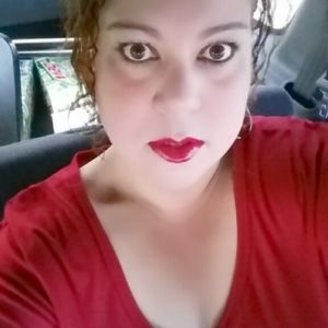 Meet your Posher, Angelica