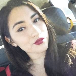 Meet your Posher, Crystal