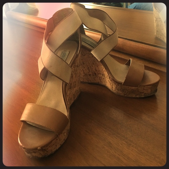 Steve Madden Wedges