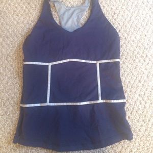 Lululemon workout top