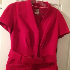 Anne Klein red skirt suit 👠