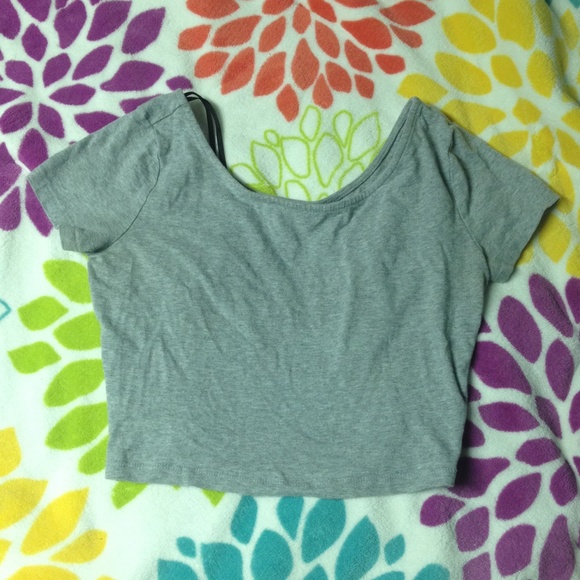 Grey crop top and white crop top