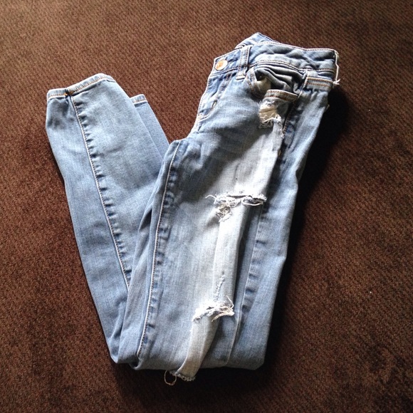 •FLASH SALE•AEO destroyed skinny jeans
