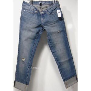 GAP denim Med wash Capri ❁cuff❁distress❁low rise
