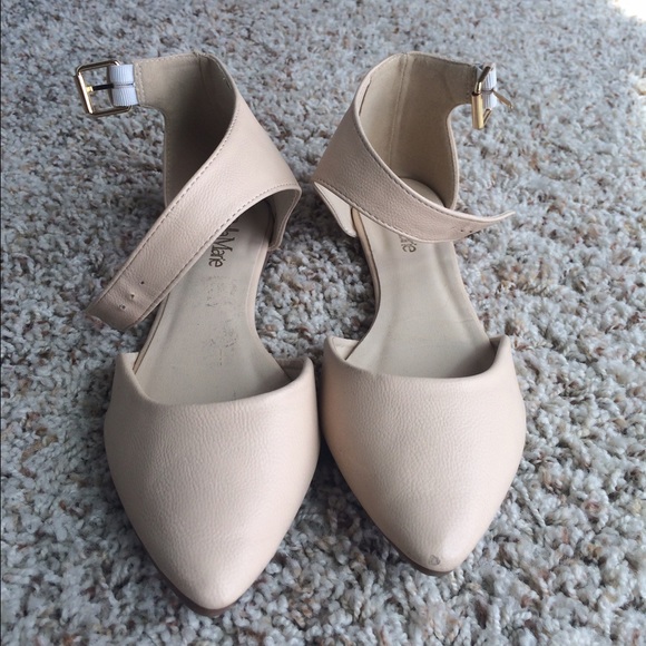 Nude flats - d'orsay style with straps